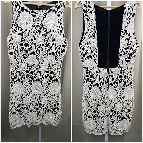 Alice + Olivia Dresses & Skirts - Alice + Olivia White Guipure Lace Sheath Dress Black Lining‎ size Small